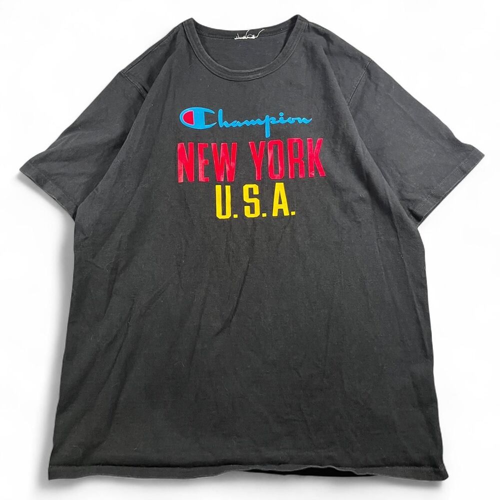 Champion Men's Black and Grey T-shirt